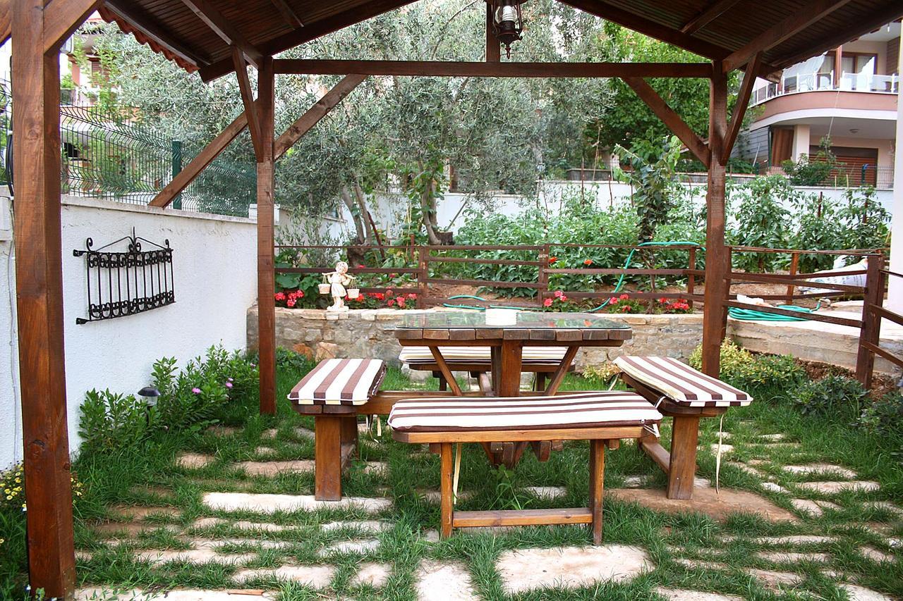 Linda'S Apart Hotel Altınoluk Exterior foto